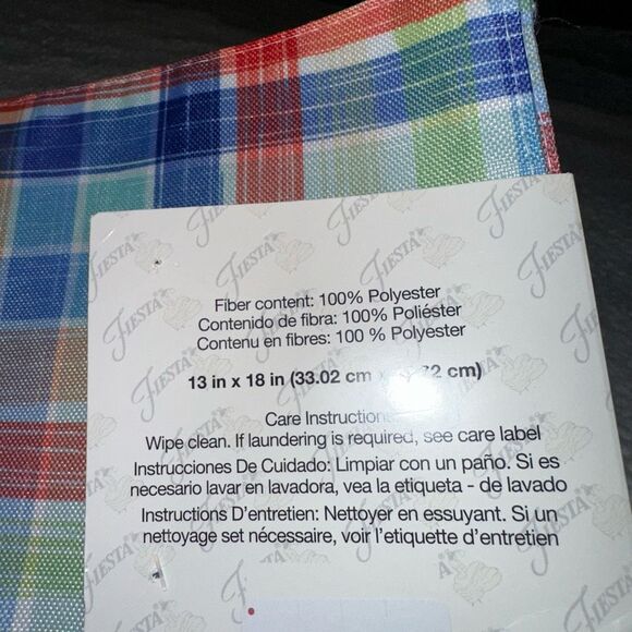 Fiesta Indoor Outdoor Placemat Set of 4 Colorful Rainbow Plaid NWT - Picture 4 of 4